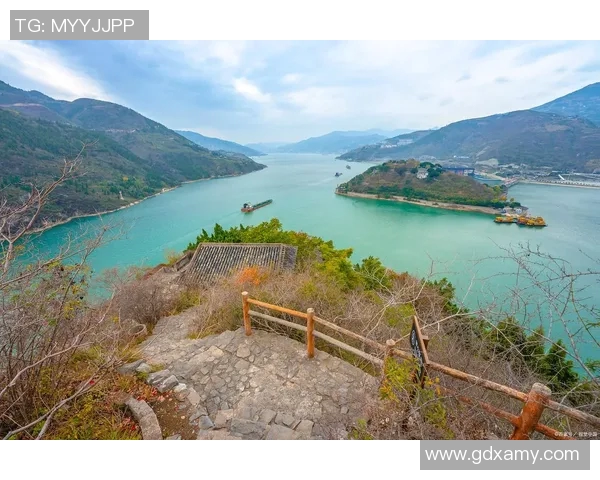 探索阿拉巴的历史与文化魅力，揭示这片土地的独特风景与人文故事